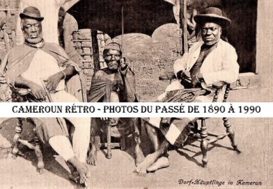 Vieux Chefs à Mbongé vers 1910 il s'agit de gauche à droite, de Koto Priso, Lea Mbassi et Ndumbé Lobé